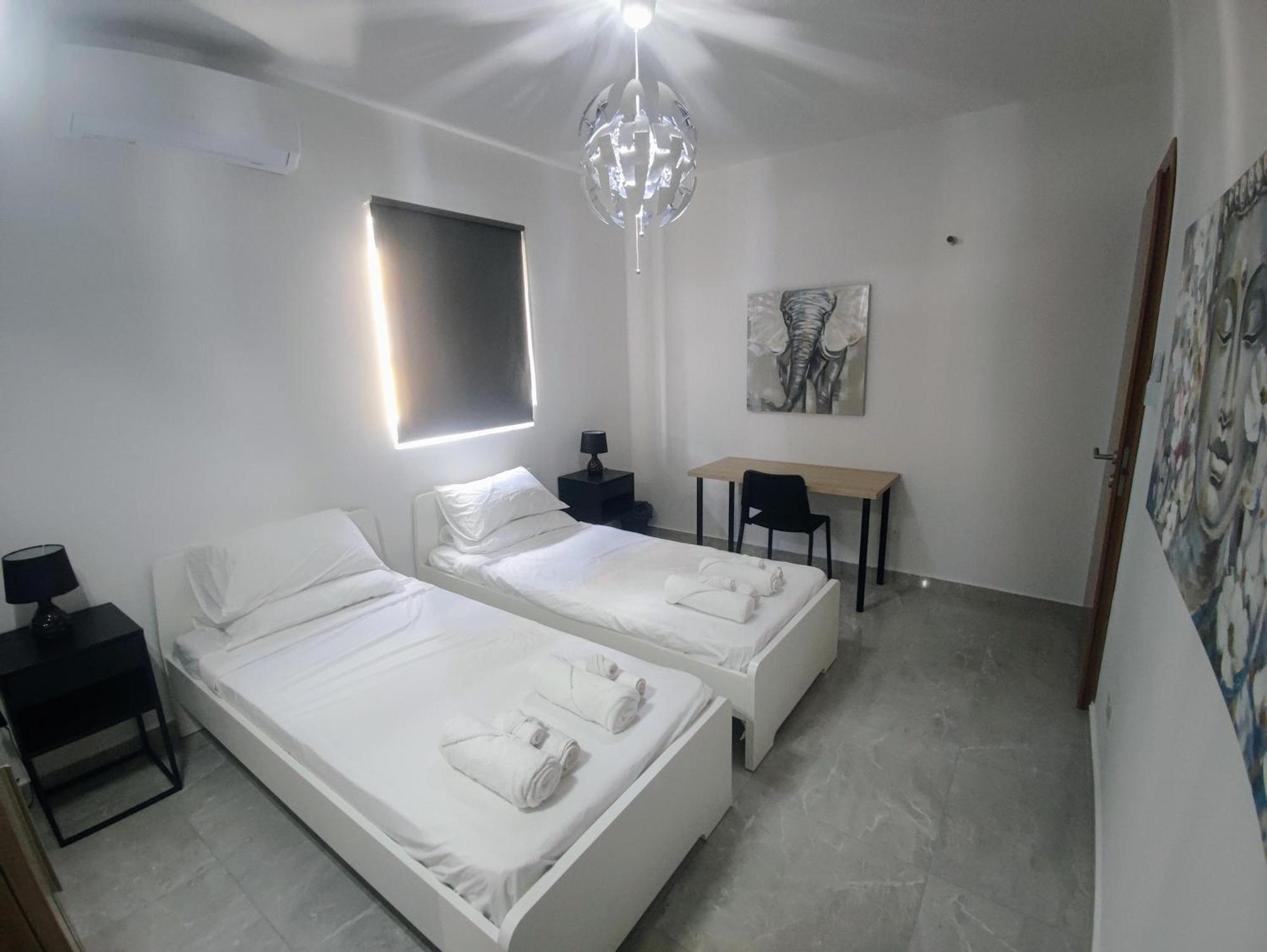 Deggies Apartments - Spacious, Modern Apartment! Naxxar Exteriér fotografie